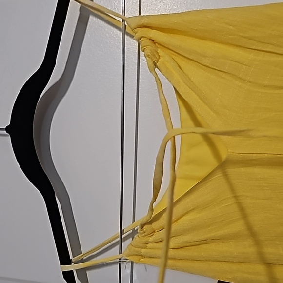 Row A Beautiful Soft Yellow Lightweight Jumpsuit/ Pantsuit/ NWT* Size Small - Picture 12 of 15